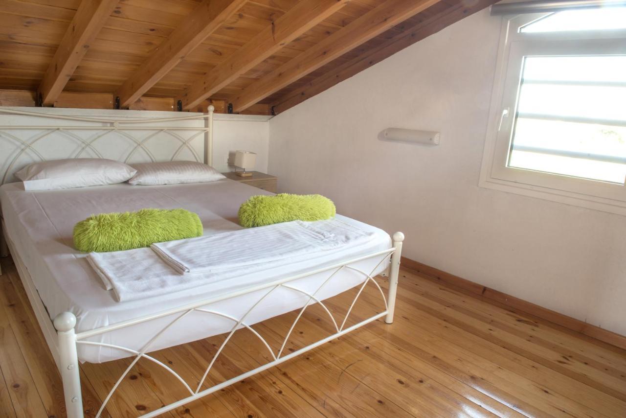 Iris 3 Villa Paralía Dış mekan fotoğraf